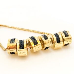 Bead klein glad breed geel goud