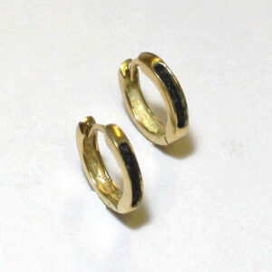 Geel gouden klapcreolen klein