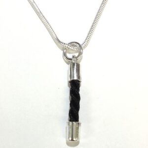 Koordhanger inclusief slangen collier